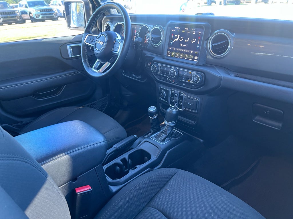 2023 Jeep Wrangler 4-Door Sahara 4x4