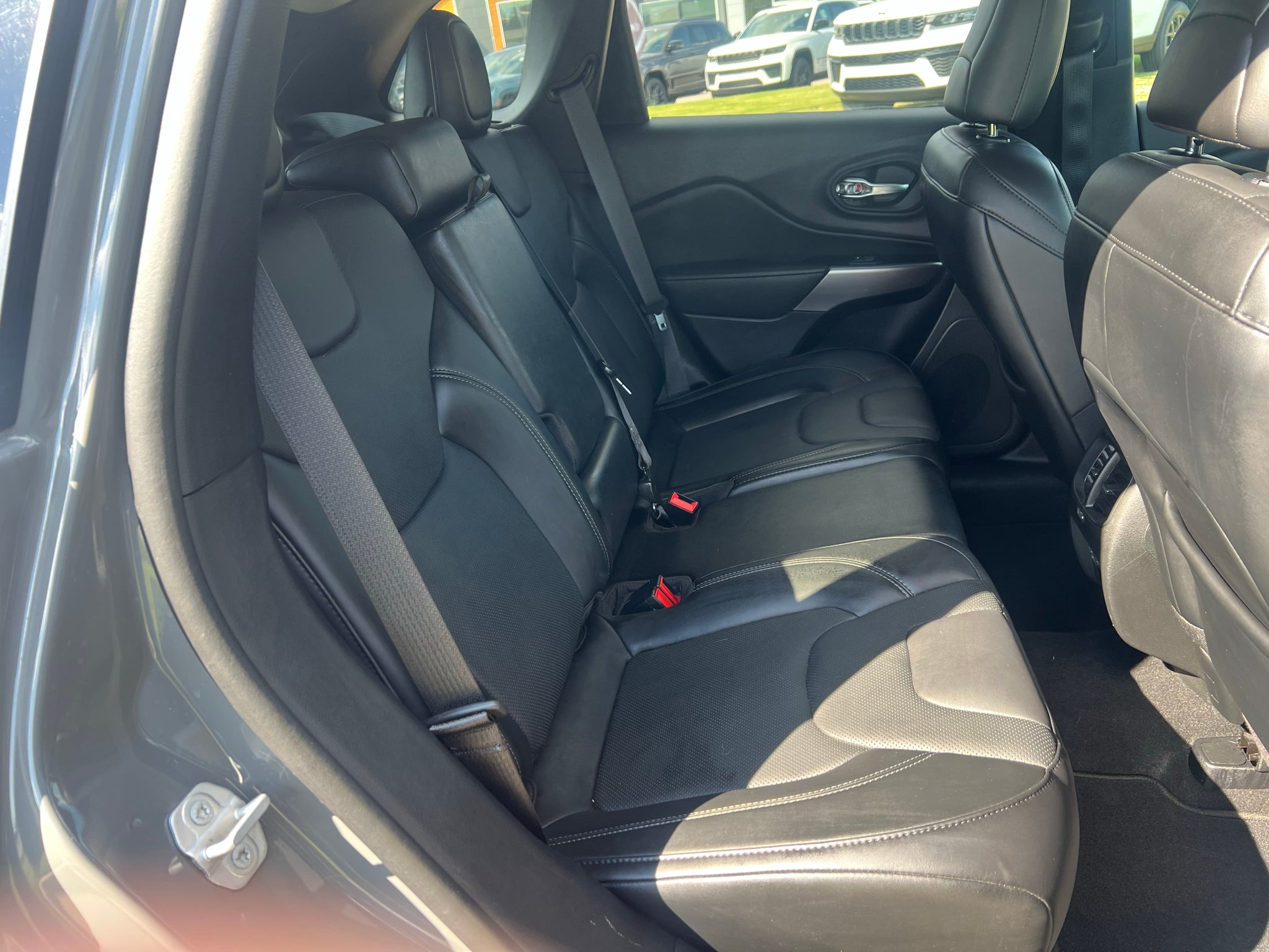 2021 Jeep Cherokee Latitude Lux FWD