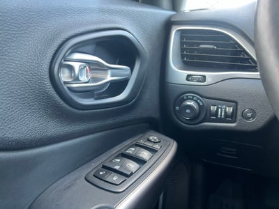 2021 Jeep Cherokee Latitude Lux FWD