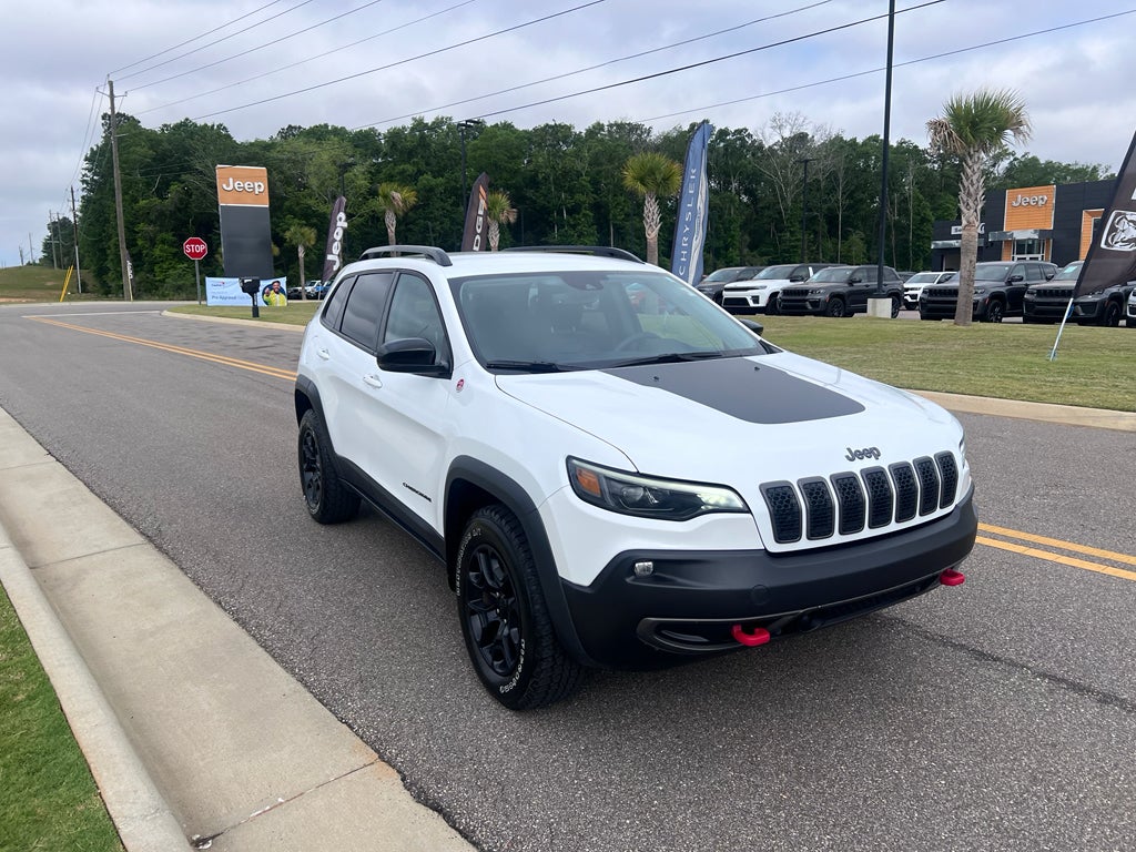 2022 Jeep Cherokee Trailhawk