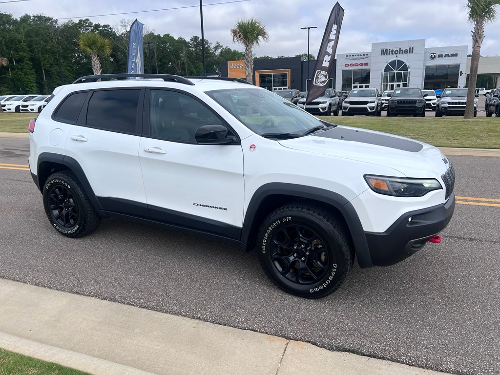 2022 Jeep Cherokee Trailhawk