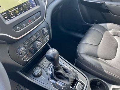 2023 Jeep Cherokee Altitude Lux
