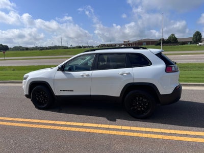 2023 Jeep Cherokee Altitude Lux