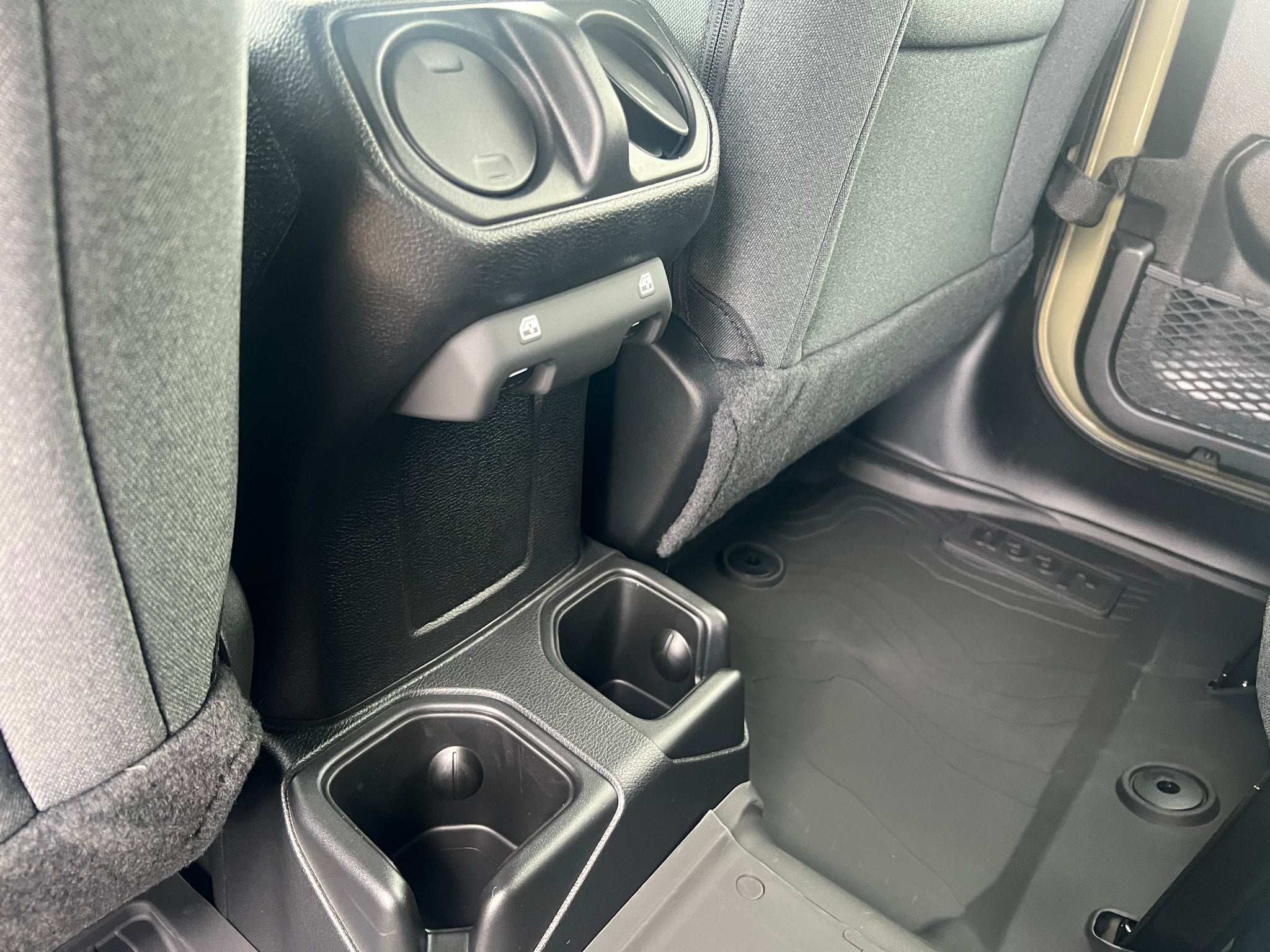 2027 Jeep Wrangler WRANGLER 4-DOOR WILLYS