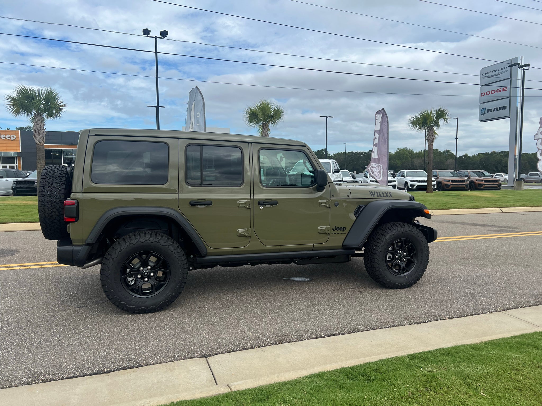 2027 Jeep Wrangler WRANGLER 4-DOOR WILLYS