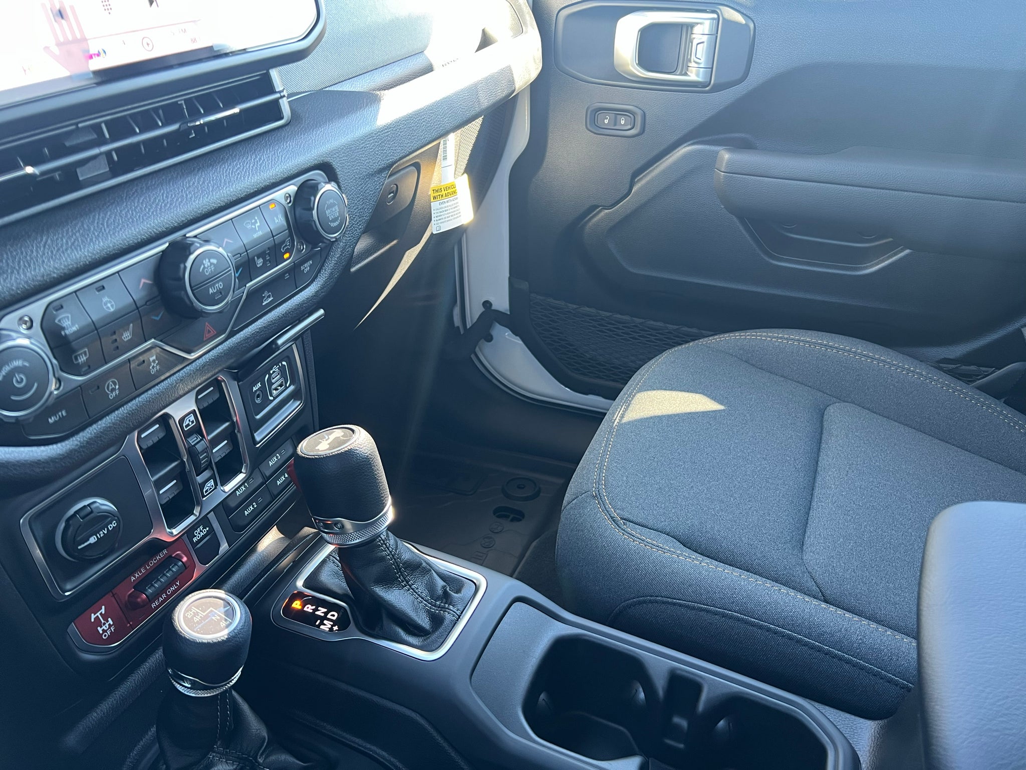 2027 Jeep Wrangler WRANGLER 4-DOOR WILLYS
