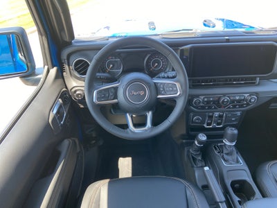 2025 Jeep Wrangler WRANGLER 4-DOOR SAHARA