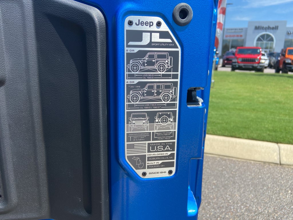 2025 Jeep Wrangler WRANGLER 4-DOOR SAHARA