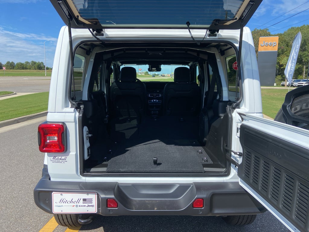 2025 Jeep Wrangler WRANGLER 4-DOOR SAHARA