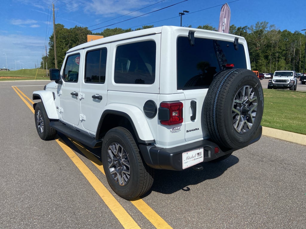 2025 Jeep Wrangler WRANGLER 4-DOOR SAHARA