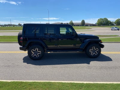 2025 Jeep Wrangler WRANGLER 4-DOOR SAHARA