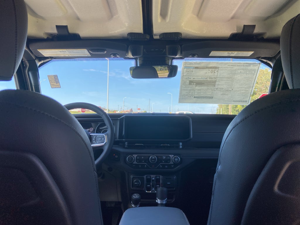 2025 Jeep Wrangler WRANGLER 4-DOOR SAHARA