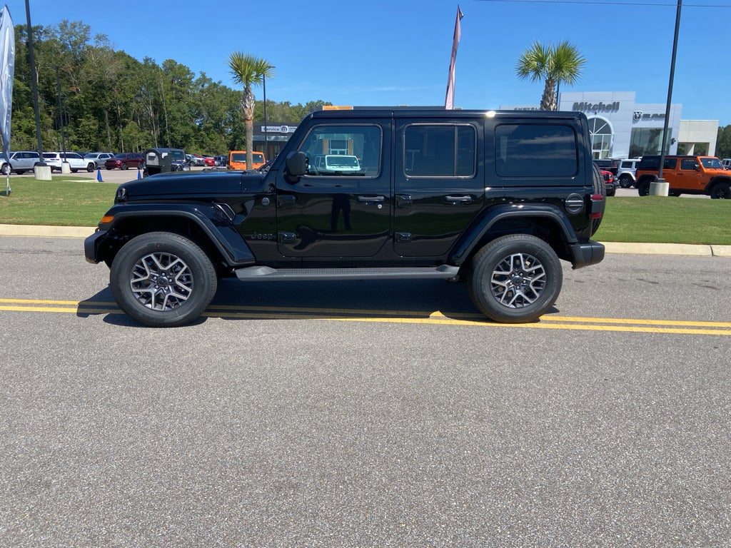 2025 Jeep Wrangler WRANGLER 4-DOOR SAHARA