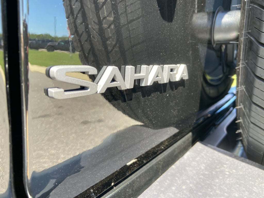 2025 Jeep Wrangler WRANGLER 4-DOOR SAHARA