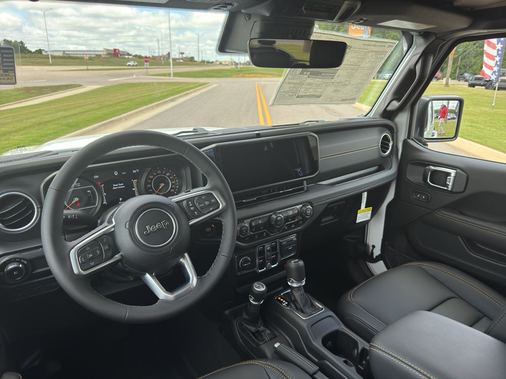 2025 Jeep Wrangler WRANGLER 4-DOOR SAHARA