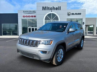 2021 Jeep Grand Cherokee Laredo E 4x2