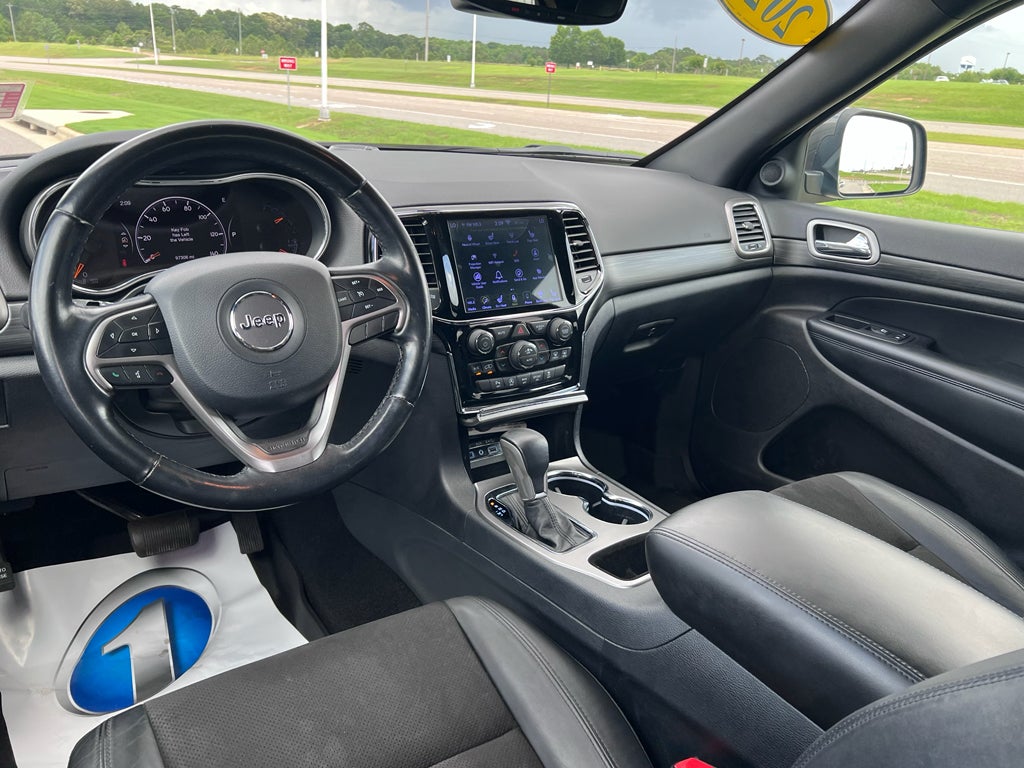2020 Jeep Grand Cherokee Altitude 4x2