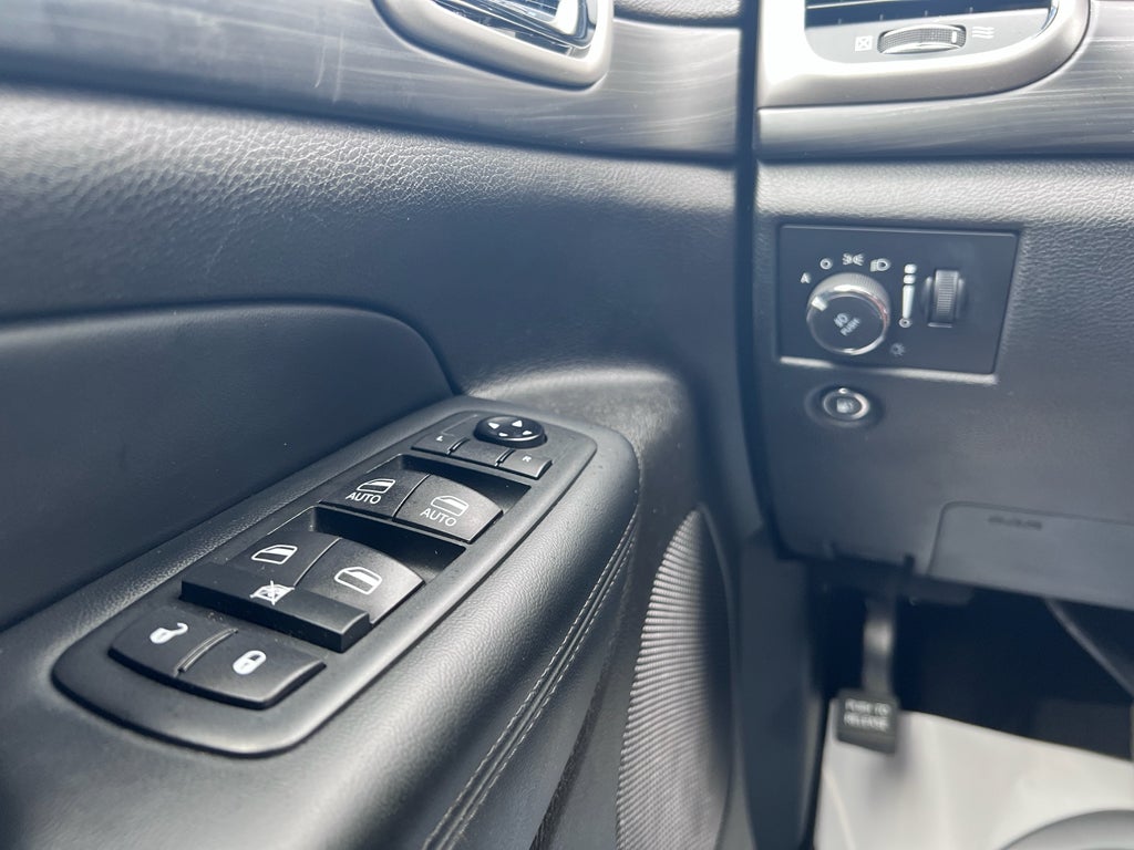 2020 Jeep Grand Cherokee Altitude 4x2