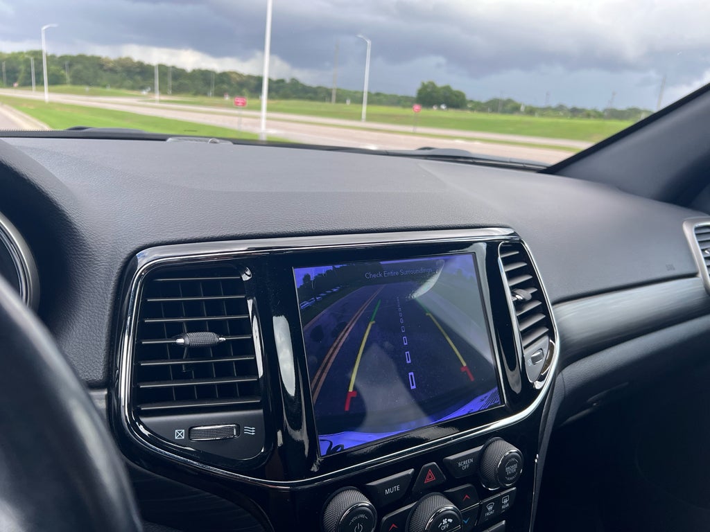 2020 Jeep Grand Cherokee Altitude 4x2
