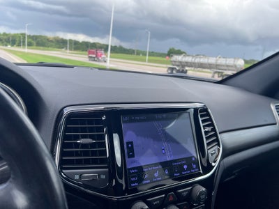 2020 Jeep Grand Cherokee Altitude 4x2