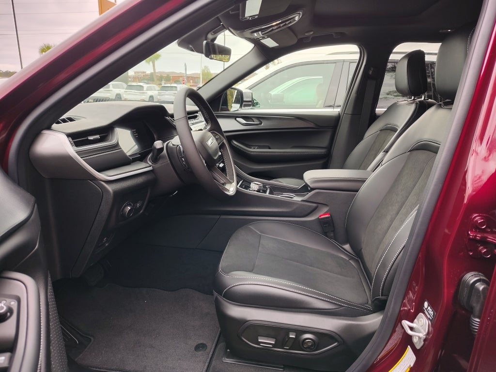 2025 Jeep Grand Cherokee GRAND CHEROKEE ALTITUDE X 4X2