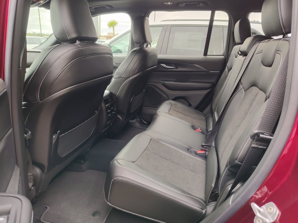 2025 Jeep Grand Cherokee GRAND CHEROKEE ALTITUDE X 4X2