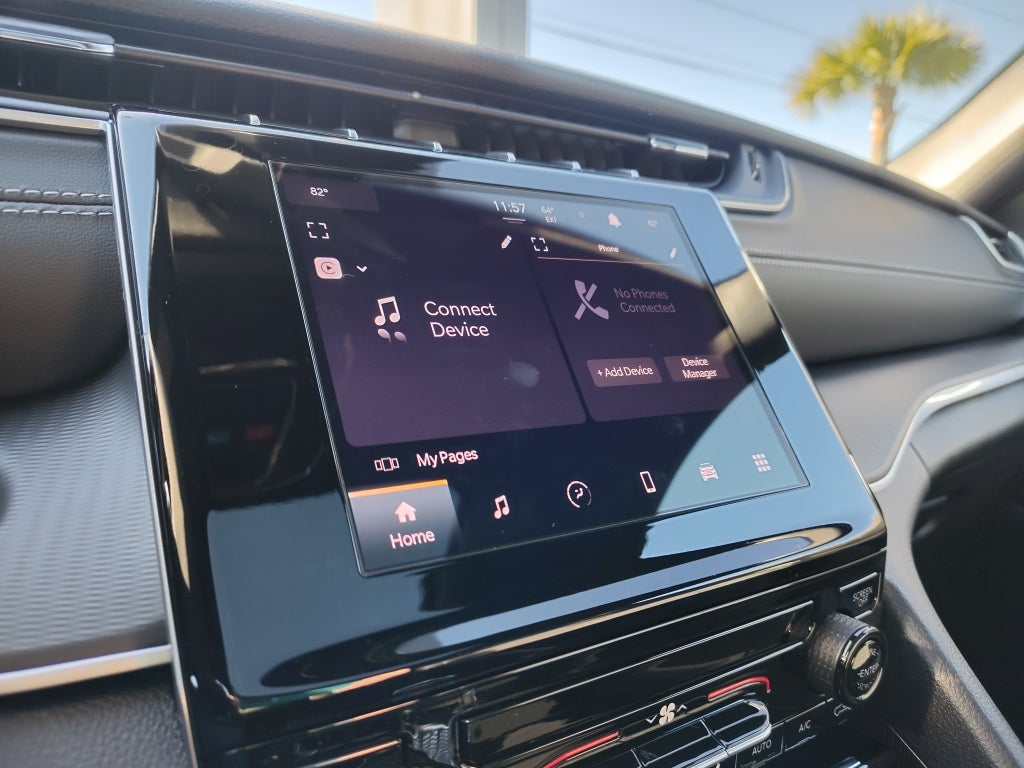 2025 Jeep Grand Cherokee GRAND CHEROKEE LAREDO X 4X2