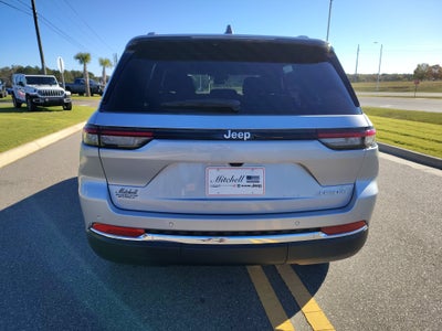 2025 Jeep Grand Cherokee GRAND CHEROKEE LAREDO X 4X2