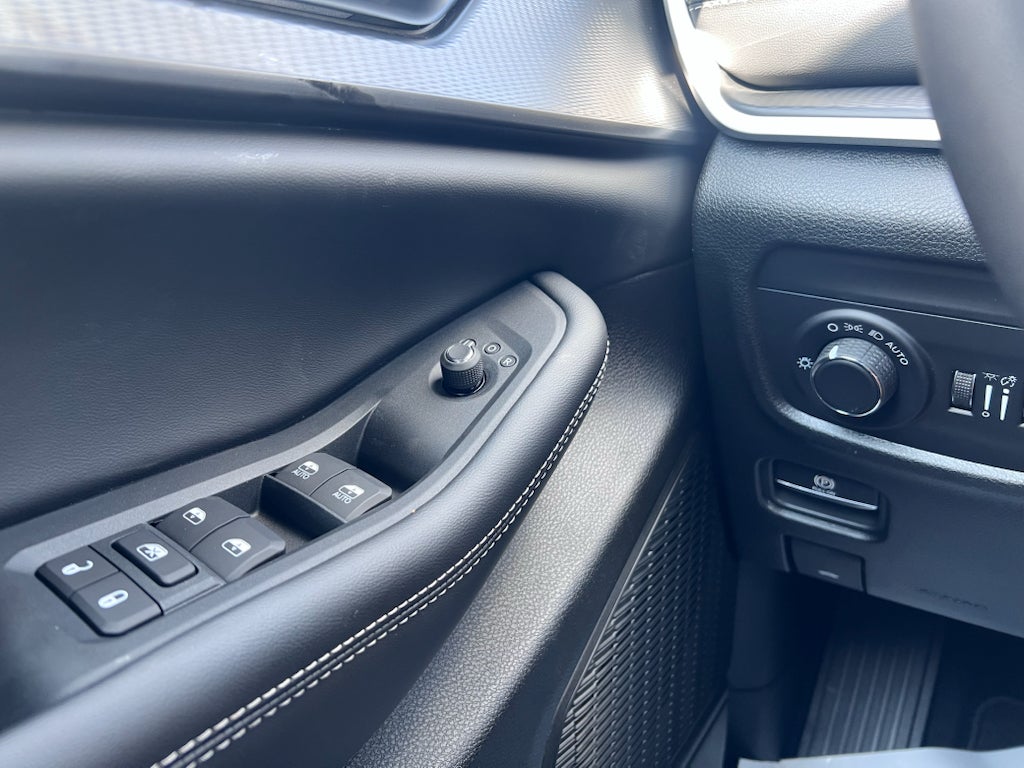 2026 Jeep Grand Cherokee GRAND CHEROKEE LAREDO 4X2