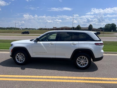 2026 Jeep Grand Cherokee GRAND CHEROKEE LAREDO 4X2