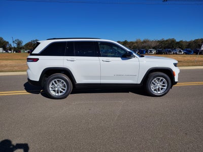 2025 Jeep Grand Cherokee GRAND CHEROKEE LAREDO X 4X2