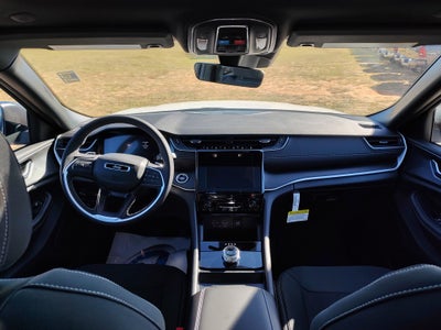 2025 Jeep Grand Cherokee GRAND CHEROKEE LAREDO X 4X2