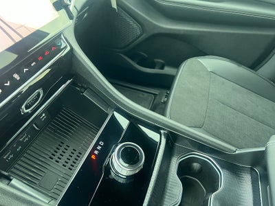 2027 Jeep Grand Cherokee GRAND CHEROKEE LAREDO ALTITUDE 4X2