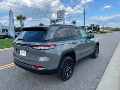 2027 Jeep Grand Cherokee GRAND CHEROKEE LAREDO ALTITUDE 4X2