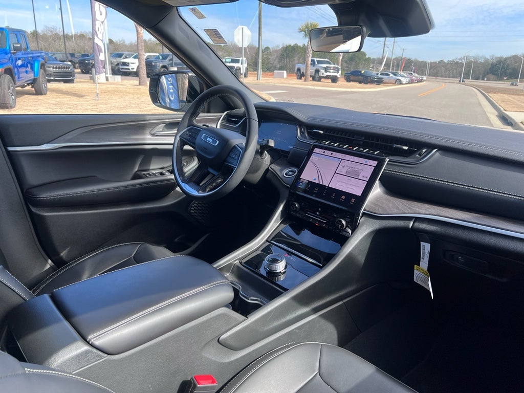 2025 Jeep Grand Cherokee GRAND CHEROKEE LIMITED 4X2