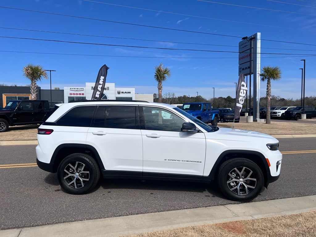 2025 Jeep Grand Cherokee GRAND CHEROKEE LIMITED 4X2