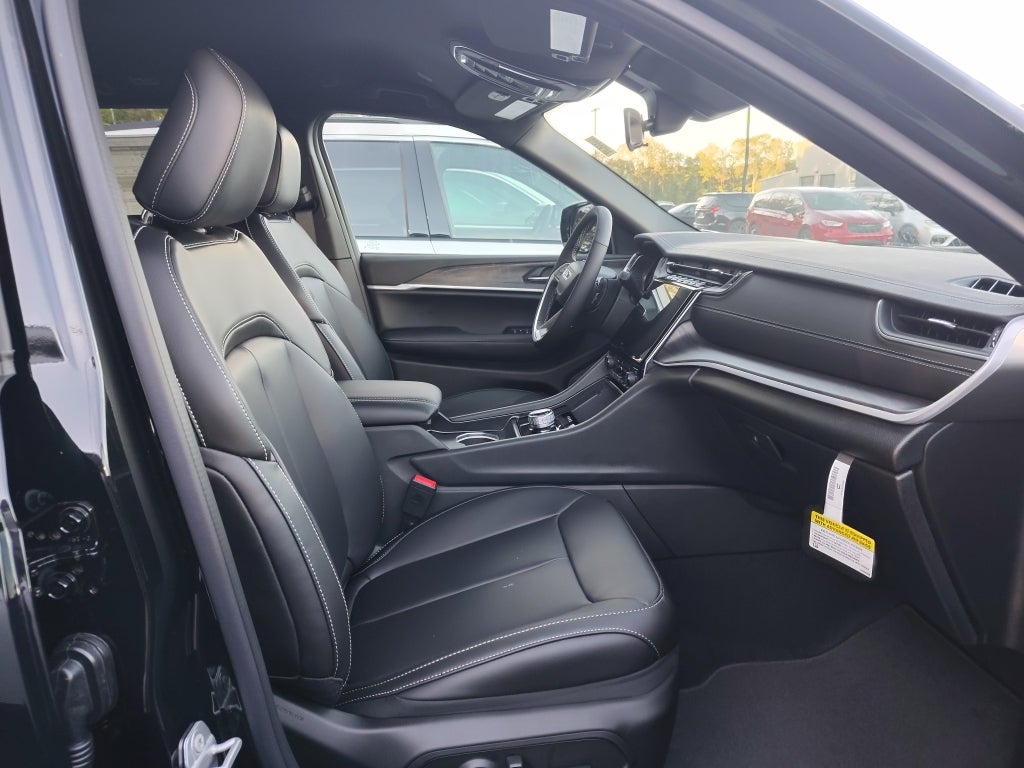 2025 Jeep Grand Cherokee GRAND CHEROKEE LIMITED 4X2