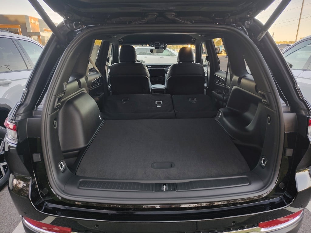 2025 Jeep Grand Cherokee GRAND CHEROKEE LIMITED 4X2