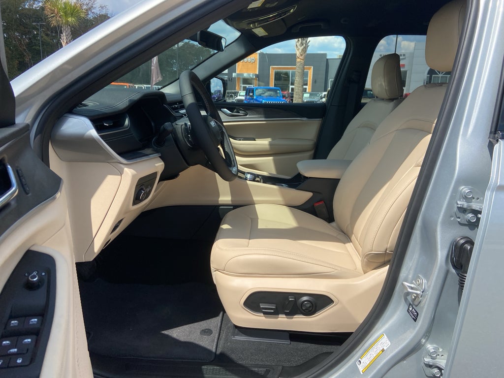 2025 Jeep Grand Cherokee GRAND CHEROKEE LIMITED 4X2