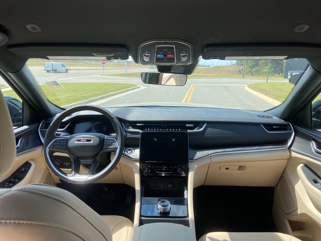 2025 Jeep Grand Cherokee GRAND CHEROKEE LIMITED 4X2