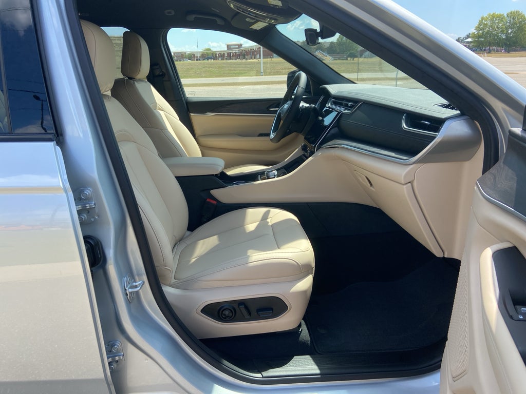 2025 Jeep Grand Cherokee GRAND CHEROKEE LIMITED 4X2