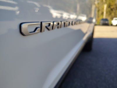 2025 Jeep Grand Cherokee GRAND CHEROKEE LIMITED 4X2