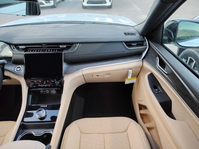 2025 Jeep Grand Cherokee GRAND CHEROKEE LIMITED 4X2