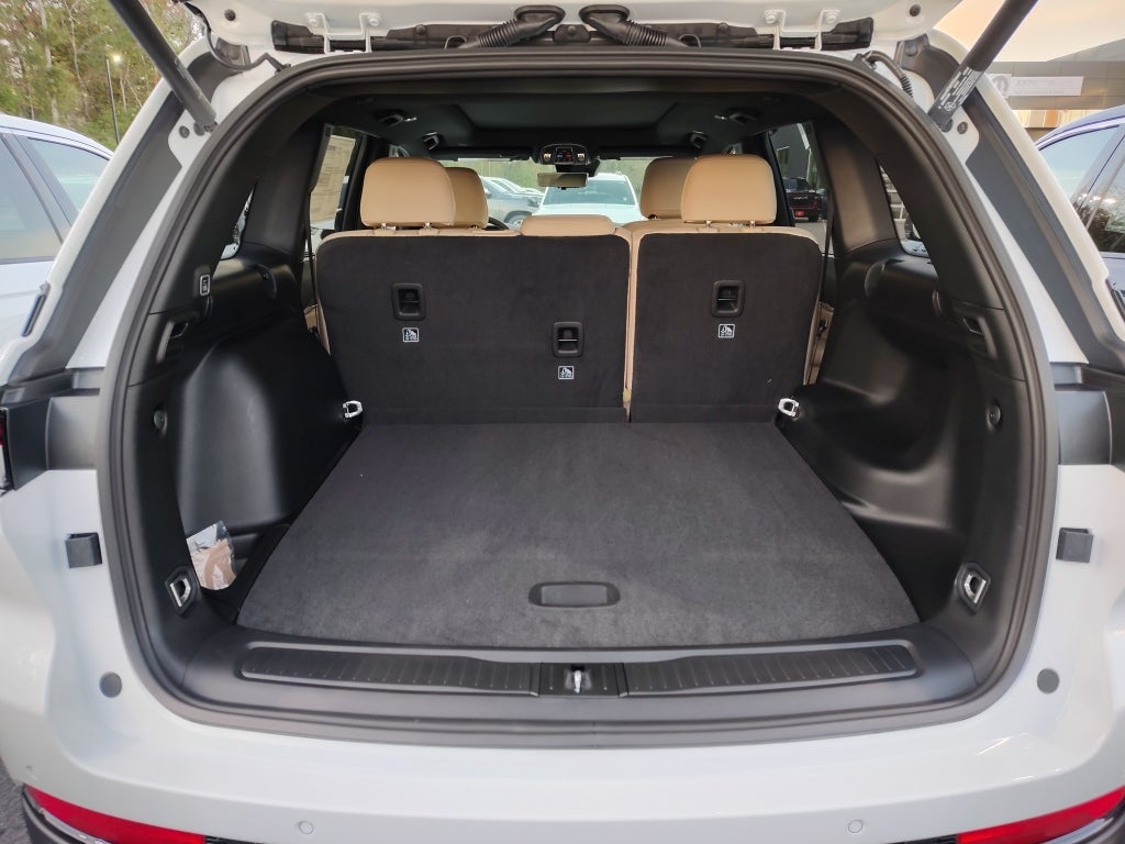 2025 Jeep Grand Cherokee GRAND CHEROKEE LIMITED 4X2