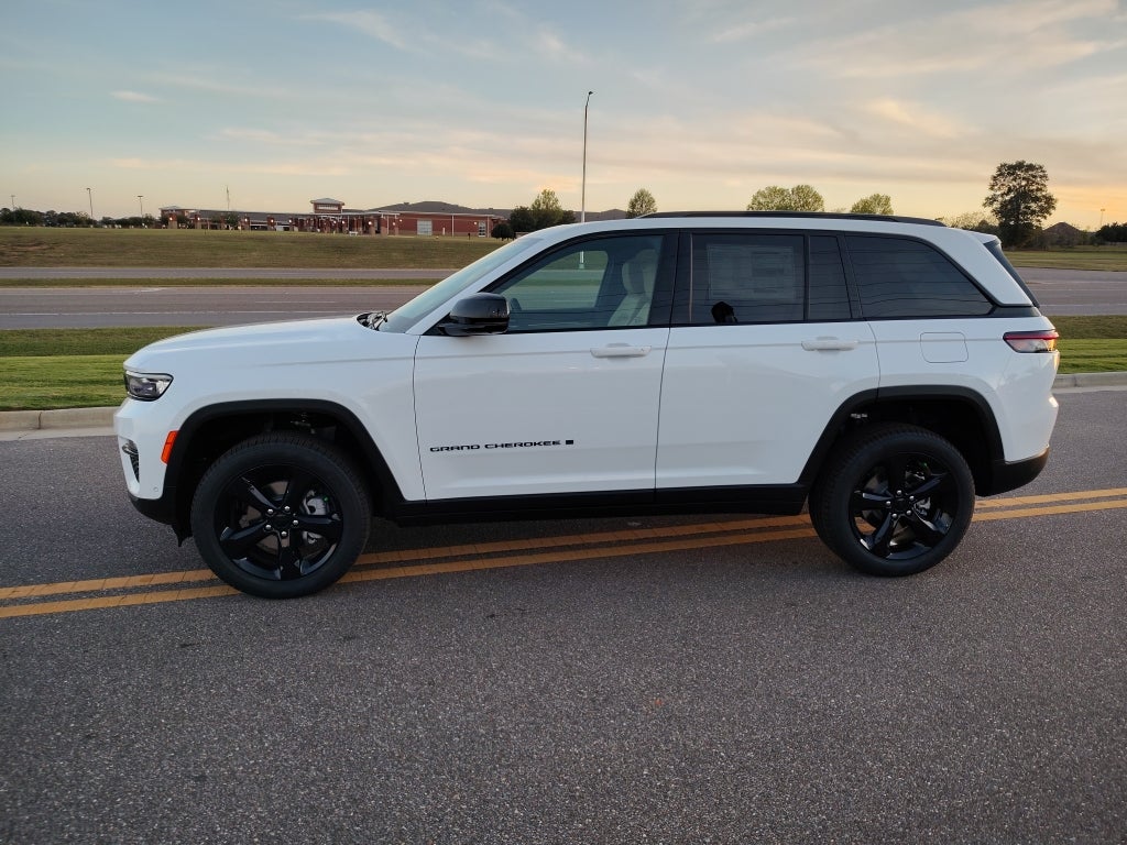 2025 Jeep Grand Cherokee GRAND CHEROKEE LIMITED 4X2