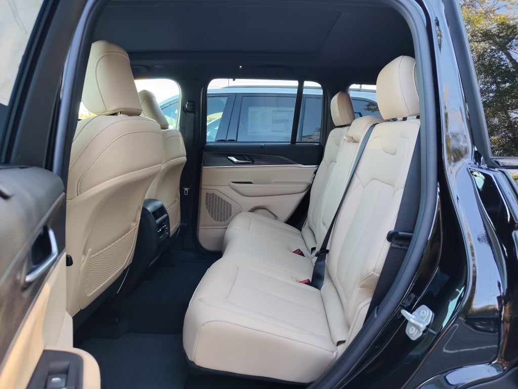 2025 Jeep Grand Cherokee GRAND CHEROKEE LIMITED 4X2