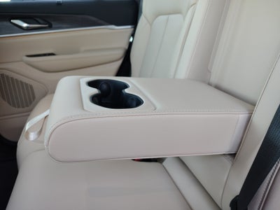 2025 Jeep Grand Cherokee GRAND CHEROKEE LIMITED 4X2