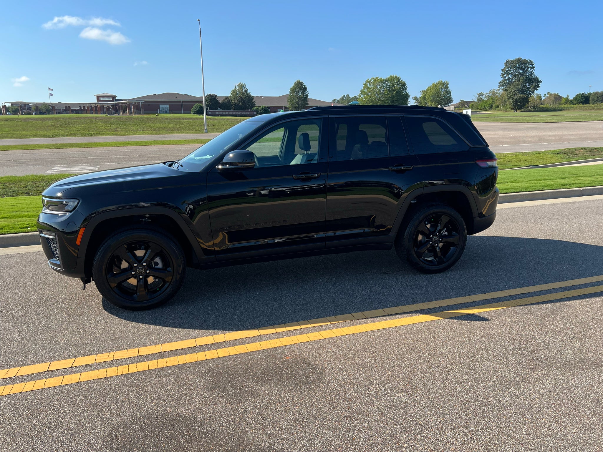 2027 Jeep Grand Cherokee GRAND CHEROKEE LIMITED 4X2