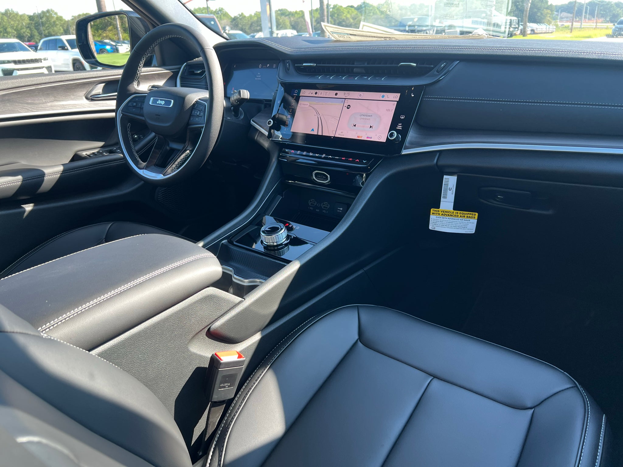 2027 Jeep Grand Cherokee GRAND CHEROKEE LIMITED 4X2