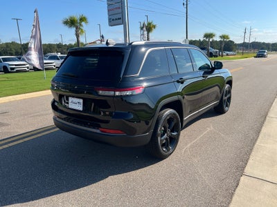 2027 Jeep Grand Cherokee GRAND CHEROKEE LIMITED 4X2